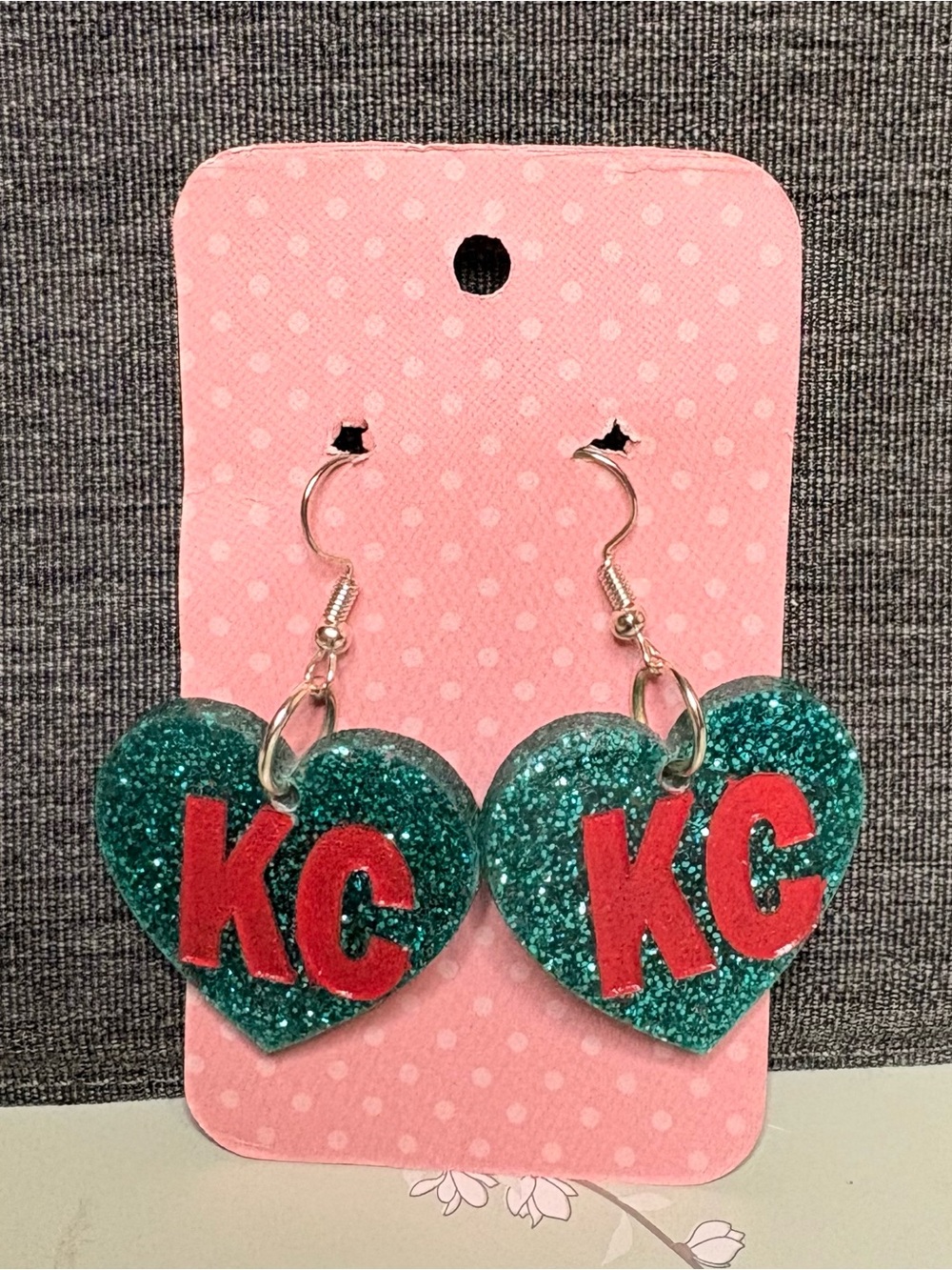 Glitter Heart KC Dangle Earrings - Teal and Red